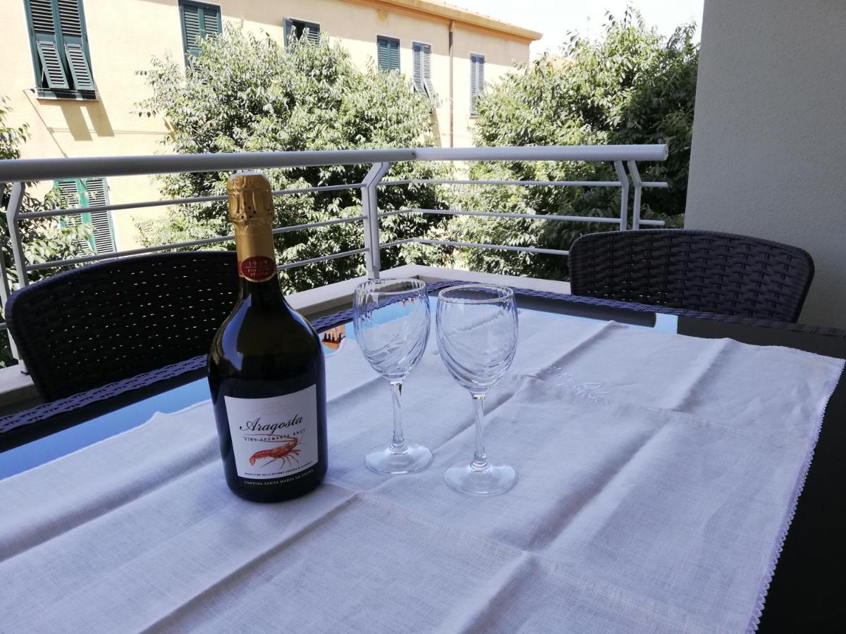 Nuovissimo Appartamento Con Terrazza Алгеро Екстериор снимка