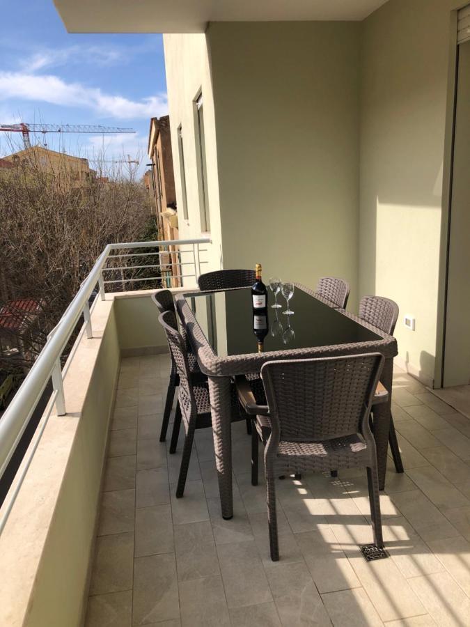 Nuovissimo Appartamento Con Terrazza Алгеро Екстериор снимка